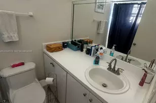 7904 West Dr, North Bay Village, FL 33141 - Photo 8