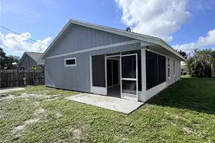 430 SW 14th Pl SW, Vero Beach, FL 32962 - Photo 14