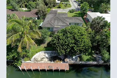 1010 NE 105th St, Miami Shores, FL 33138 - Photo 36