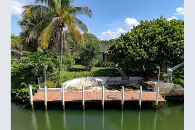 1010 NE 105th St, Miami Shores, FL 33138 - Photo 38