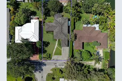 1010 NE 105th St, Miami Shores, FL 33138 - Photo 34