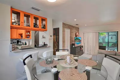 10540 SW 154th #7, Miami, FL 33196 - Photo 14