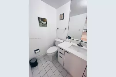 5161 Collins Ave #1510, Miami Beach, FL 33140 - Photo 2