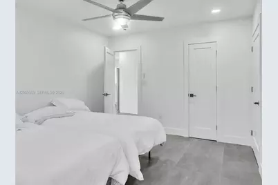 11900 N Bayshore Dr #101, North Miami, FL 33181 - Photo 16