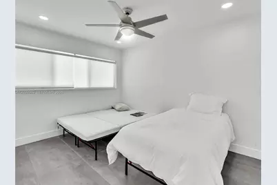 11900 N Bayshore Dr #101, North Miami, FL 33181 - Photo 10