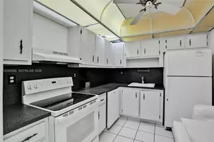 500 Three Islands Boulevard, Hallandale Beach, FL 33009 - Photo 14