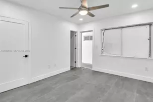 11900 N Bayshore Dr, North Miami, FL 33181 - Photo 24
