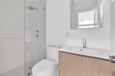 11900 N Bayshore Dr #206, North Miami, FL 33181 - Photo 12