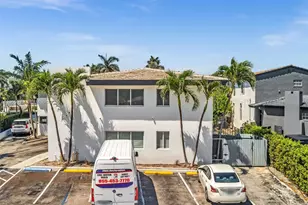 11900 N Bayshore Dr, North Miami, FL 33181 - Photo 22