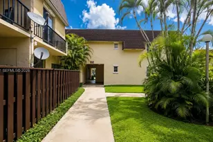 13710 SW 90th Ave, Miami, FL 33176 - Photo 10
