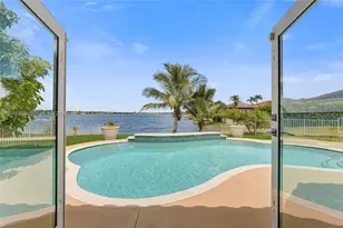 2339 NW 195th Ave, Pembroke Pines, FL 33029 - Photo 2