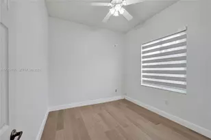 2339 NW 195th Ave, Pembroke Pines, FL 33029 - Photo 14