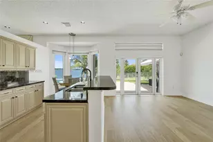 2339 NW 195th Ave, Pembroke Pines, FL 33029 - Photo 4