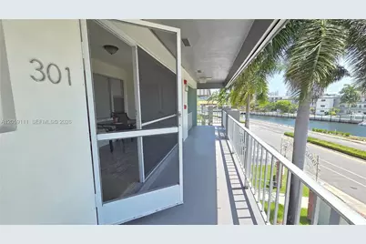 300 Layne Blvd #301, Hallandale Beach, FL 33009 - Photo 2