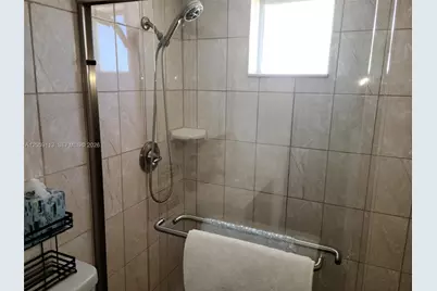3401 NE 10th St #5, Pompano Beach, FL 33062 - Photo 6