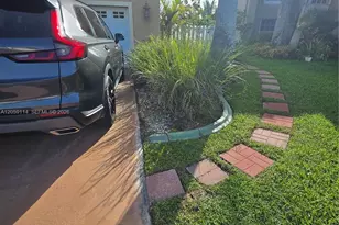 19130 NW 10th St, Pembroke Pines, FL 33029 - Photo 2