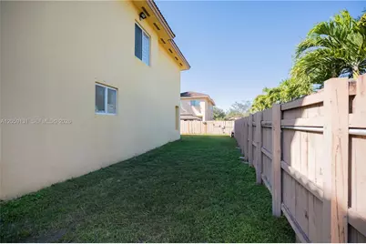 1046 NE 17th Ter, Homestead, FL 33033 - Photo 40