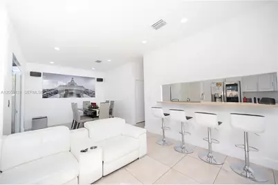 1046 NE 17th Ter, Homestead, FL 33033 - Photo 12