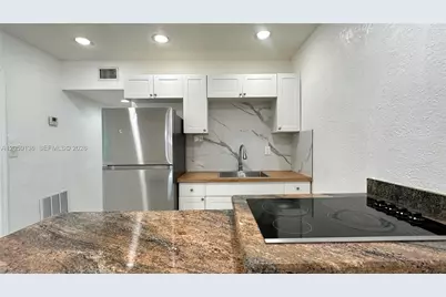 2220 Charleston St #2, Hollywood, FL 33020 - Photo 6
