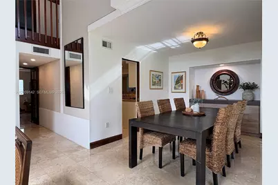 6610 SW 104th Ct, Miami, FL 33173 - Photo 14