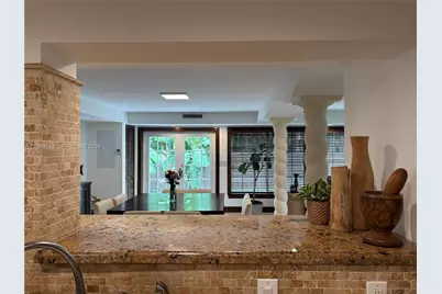 6610 SW 104th Ct, Miami, FL 33173 - Photo 20