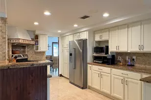 6610 SW 104th Ct, Miami, FL 33173 - Photo 16