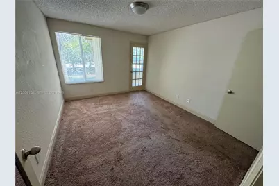 417 Vista Isles Dr #2324, Sunrise, FL 33325 - Photo 16