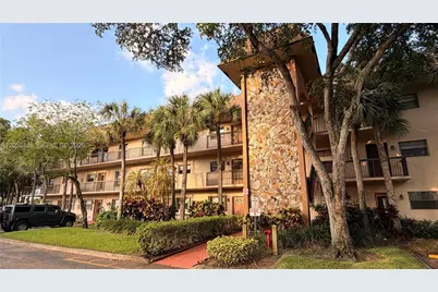 6090 N Sabal Palm Blvd #311, Tamarac, FL 33319 - Photo 2