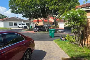 421 SW 87th Ct, Miami, FL 33174 - Photo 1