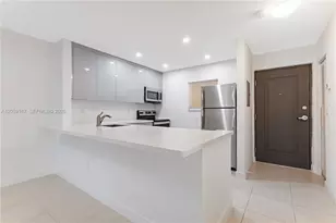 7705 Camino Real, Miami, FL 33143 - Photo 14