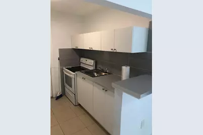 5647 Hayes St #A, Hollywood, FL 33021 - Photo 12