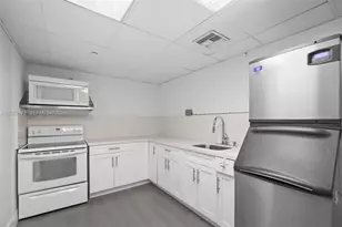 5825 Collins Ave, Miami Beach, FL 33140 - Photo 34