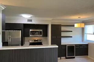 2600 S University Dr, Davie, FL 33328 - Photo 4