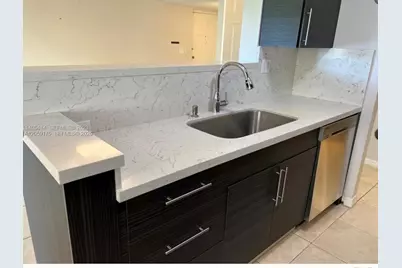 2600 S University Dr #114, Davie, FL 33328 - Photo 6
