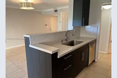 2600 S University Dr #114, Davie, FL 33328 - Photo 8