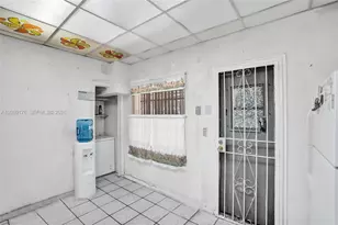 2145 NW 124th St, Miami, FL 33167 - Photo 12