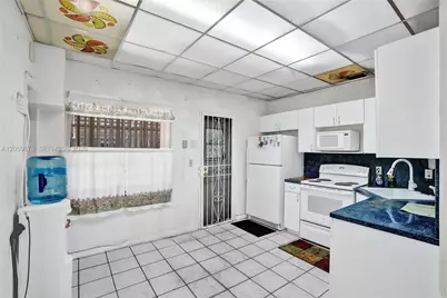 2145 NW 124th St, Miami, FL 33167 - Photo 10