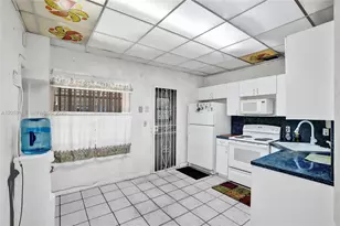 2145 NW 124th St, Miami, FL 33167 - Photo 10