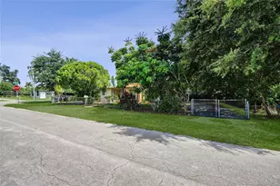 2145 NW 124th St, Miami, FL 33167 - Photo 38