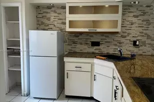 19001 NE 14th Ave, Miami, FL 33179 - Photo 6