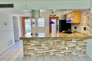 19001 NE 14th Ave, Miami, FL 33179 - Photo 4