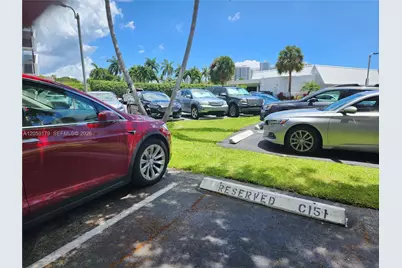 3401 N Country Club Dr #117, Aventura, FL 33180 - Photo 10