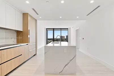 2411 Laguna Circle #1107, North Miami, FL 33181 - Photo 6