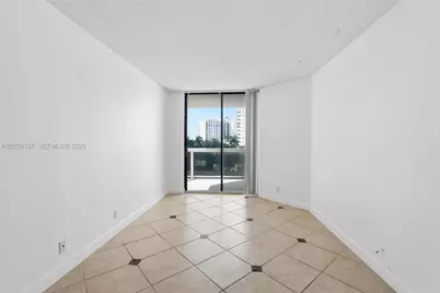 20185 E Country Club Dr #502, Aventura, FL 33180 - Photo 18