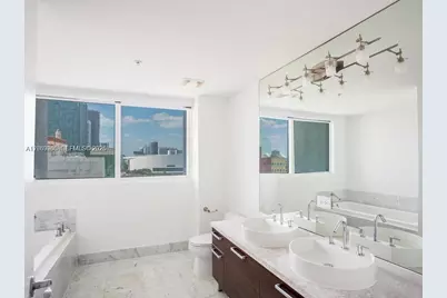 244 Biscayne Blvd #1202, Miami, FL 33132 - Photo 16