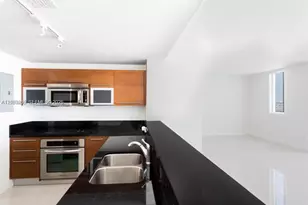 244 Biscayne Blvd, Miami, FL 33132 - Photo 6