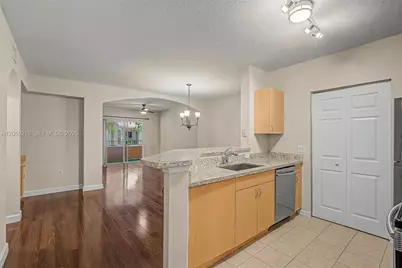1003 Belmont Ln #1003, North Lauderdale, FL 33068 - Photo 8