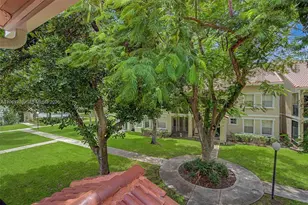1003 Belmont Ln, North Lauderdale, FL 33068 - Photo 22