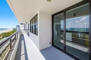 2555 Collins Ave, Miami Beach, FL 33140 - Photo 6