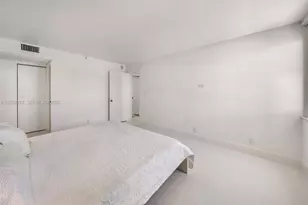 2555 Collins Ave, Miami Beach, FL 33140 - Photo 40